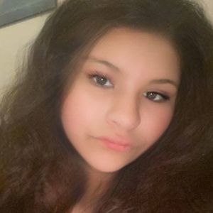 Meet your Posher, Reyna